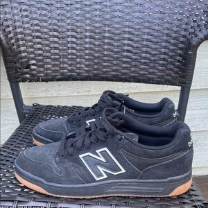 New Balance Men's Black and Brown Sneakers